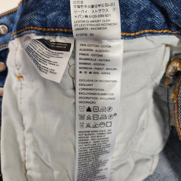 Levi's 501 Button Fly Cut Off Jean Shorts - Picture 6 of 7